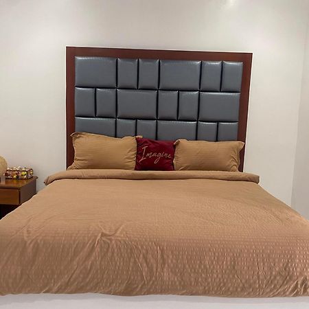 Q Beach Resort Cabangan المظهر الخارجي الصورة