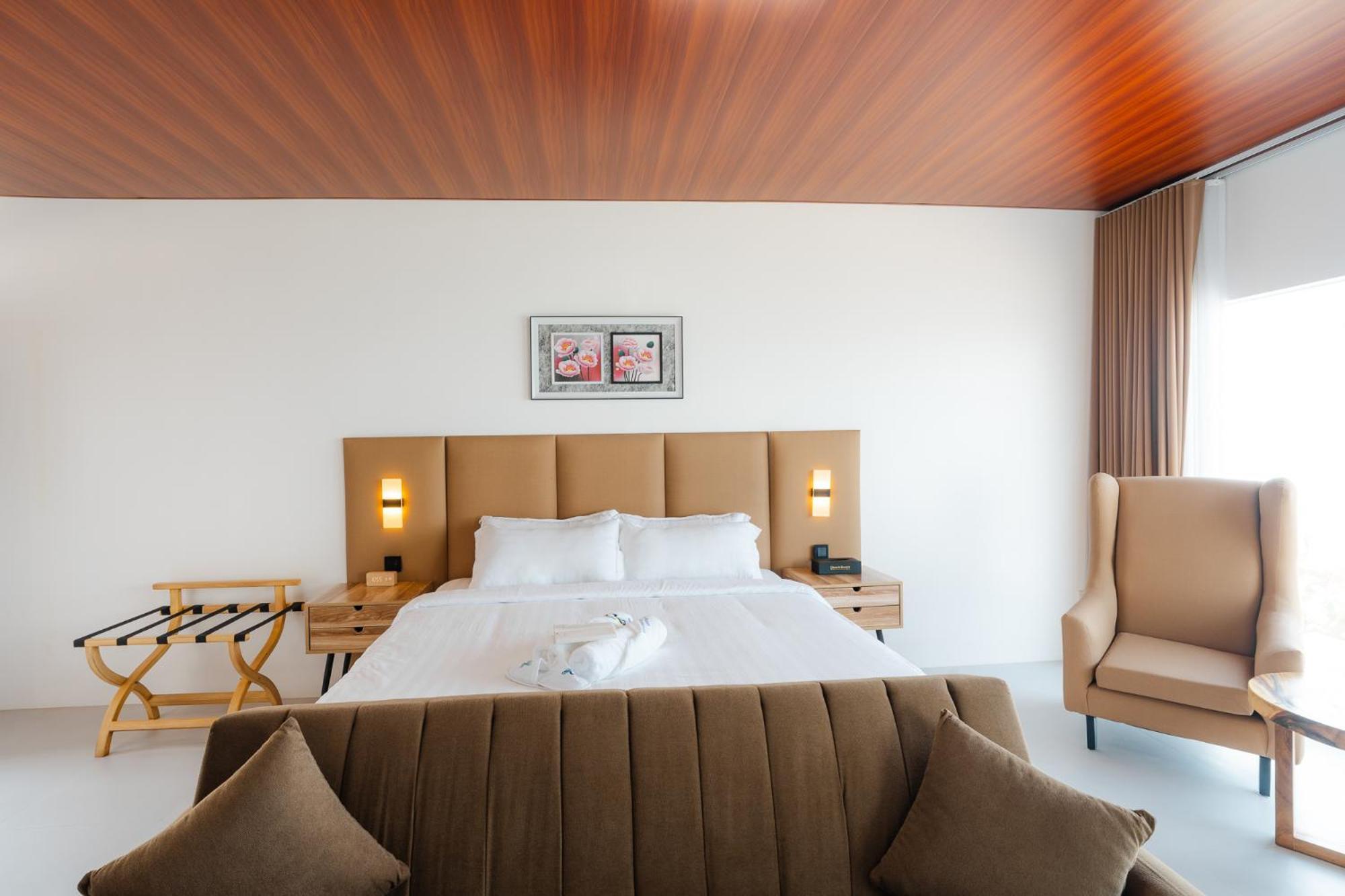 Q Beach Resort Cabangan الغرفة الصورة