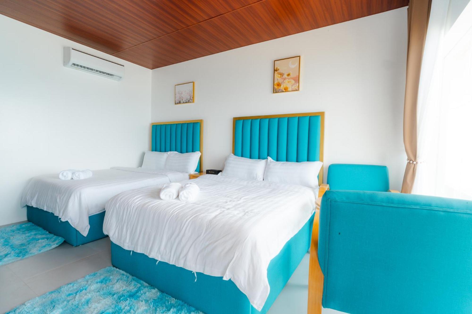 Q Beach Resort Cabangan المظهر الخارجي الصورة